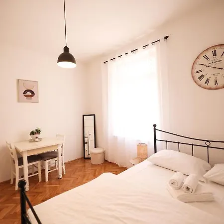 Cozy Studio In City Centar Stosija * Zadar
