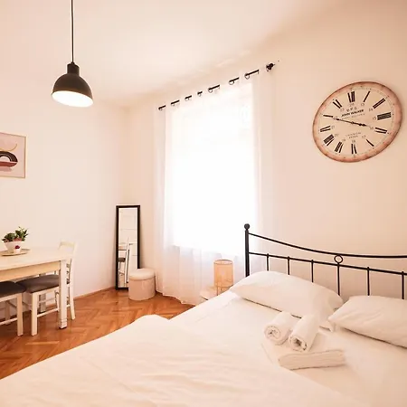 Apartament Cozy Studio In City Centar Stosija