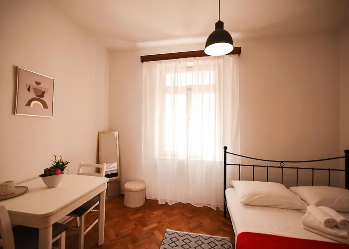 Cozy Studio In City Centar Stosija Zadar