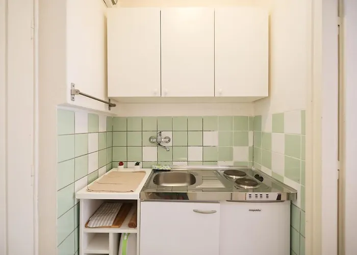 Cozy Studio In City Centar Stosija Apartment *